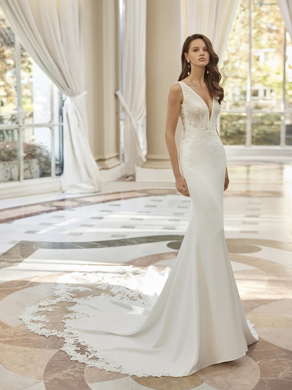 Das Brautkleid Alamy vom Hersteller Aire Barcelona, im Brautmodengeschäft Die Braut in Mannheim